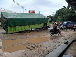 Walikota Metro Perbaikan Jalan Masih Dalam Tahap Tender