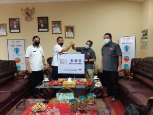 Pemkot Terima Bantuan 1.100 APD dari Nestle