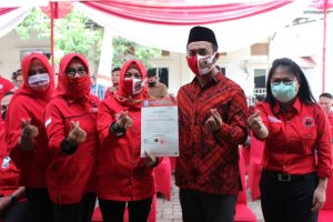 Anna-Fritz Terima Form B1-KWK PDI Perjuangan