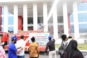 Pemkot Dapat Bantuan 1 Unit Damkar dari PT Bukit Asam