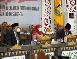 Walikota Dan DPRD Mendengarkan Pidato Kenegaraan HUT RI Ke -76 Dari Presiden