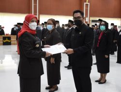 Walikota Eva Dwiana Rolling Pejabat Tinggi Dilingkungan Pemkot Bandarlampung