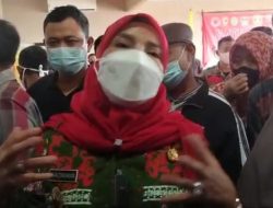 Sejumlah Pedagang Pasar SMep Gelar Aksi, Diwarnai Kericuhan Saat Diminta Antigen