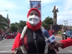 Walikota Eva Dwiana Membuka Wisata Kuliner Taman UMKM Bung Karno