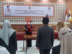 Walikota Eva Dwiana Lantik 12 Pejabat Struktural dan 4 Fungsional