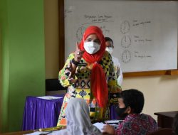 Walikota Eva Dwiana Himbau Pelajar Bawa Bekal dari Rumah Cegah Hepatitis Akut