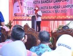 Walikota Eva Minta Petugas Medis Obati Pasien Terlebih Dahulu