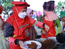 Rakernas Walikota Eva Dwiana Sabet Juara 3 Lomba Masak