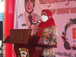 Walikota Eva Dwiana Buka Lomba Makanan Sehat Kader PKK Di Kemiling