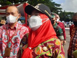 Walikota Eva Dwiana Pimpin Apel Siaga Pendataan Regosek