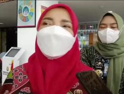 Walikota Eva Dwiana Sidak di Pelayanan Disdukcapil