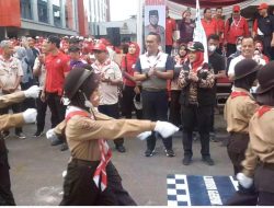 Walikota Eva Dwiana Gelar Lomba Gerak Jalan Kwarcab