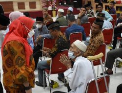 Walikota Eva Dwiana Buka Manasik Umroh