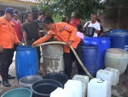 Dampak El nino BPBD Bandarlampung Telah Mendistribusikan Air Bersih