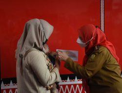 Pemkot Beri Bantuan Korban Bencana dan Biaya Pengobatan Anak