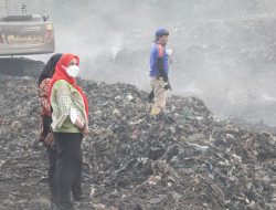 Walikota Eva Dwiana Tegaskan TPA Bakung, Belum di Naikan Status Tanggap Darurat