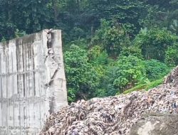 Pemkot Bandarlampung Mulai Perbaiki Tembok Penahan Sampah Jebol