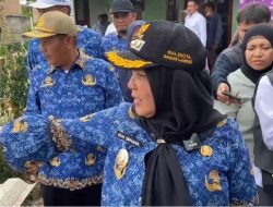 Sering Banjir Wali Kota Eva Dwiana Perbaiki Jembatan dan Perdalam Kali Balau Kencana