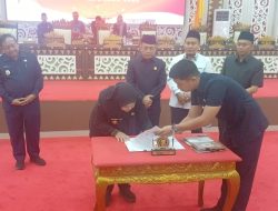 Pemkot Bersama DPRD Bandar Lampung Mengesahkan APBD 2026