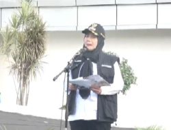 Wali Kota Bandar Lampung Eva Dwiana Memimpin Apel Bersama Seluruh Anggota Satuan Tugas